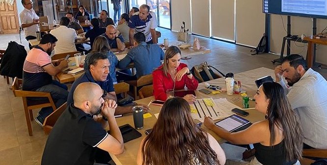 Sesión de trabajo con un equipo